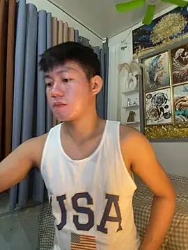 xshyboyx online show from February 8, 1:47 am