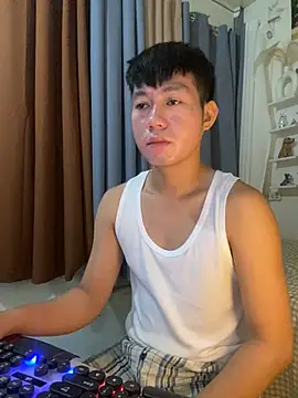 xshyboyx online show from February 6, 3:02 am