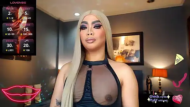 FridaHumphrey online show from October 30, 5:54 pm