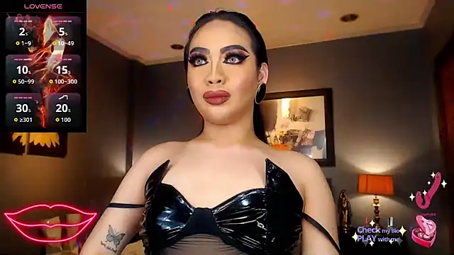 FridaHumphrey online show from March 6, 6:58 pm