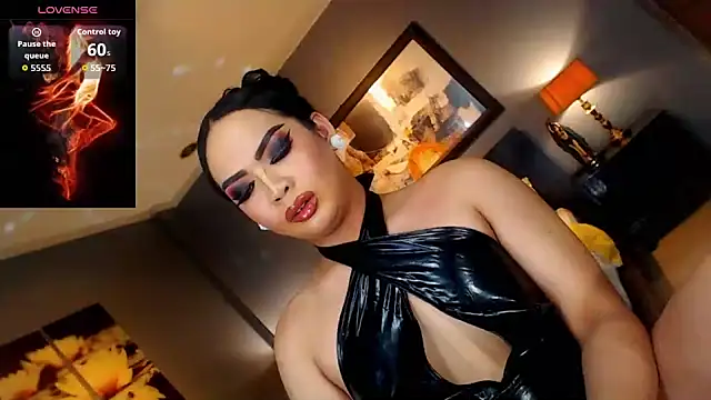 FridaHumphrey online show from April 15, 7:58 pm