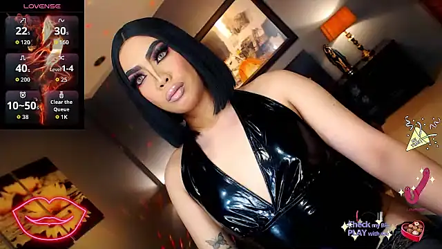 FridaHumphrey online show from December 4, 6:18 pm