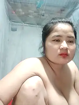 Snapshot of BigBoobs186 chatting on October 16, 1:41 pm BigBoobs186 online show from October 16, 1:41 pm