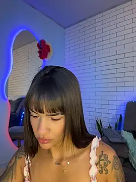 Snapshot of Im_Fernanda chatting on February 28, 10:48 am Im Fernanda online show from February 28, 10:48 am