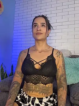 Im Fernanda online show from October 8, 12:12 am