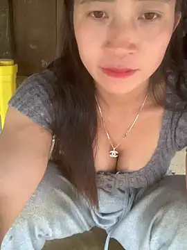 ThiHa003 online show from October 27, 9:10 am