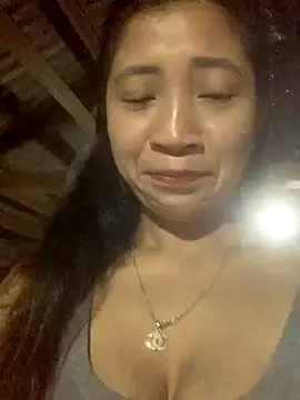 ThiHa003 online show from October 28, 2:49 pm