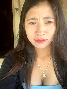 ThiHa003 online show from November 6, 2:15 am