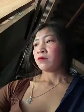 ThiHa003 online show from February 5, 8:21 am