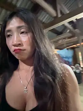 ThiHa003 online show from February 24, 6:36 am