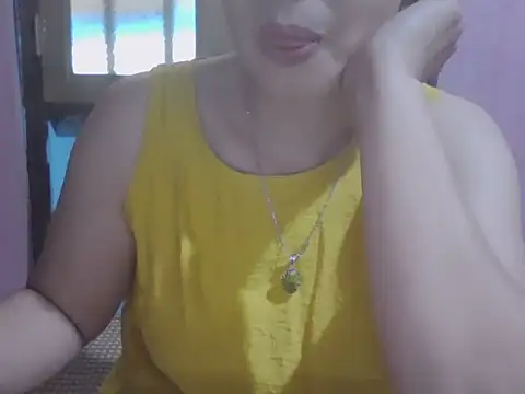 Snapshot of Hachi077 chatting on April 12, 2:15 am Hachi077 online show from April 12, 2:15 am