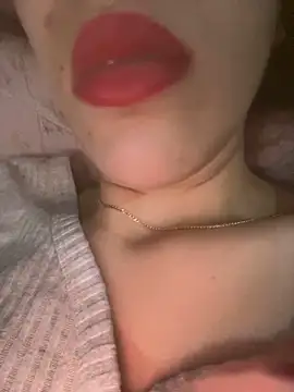 Mimisixo online show from October 30, 11:01 pm