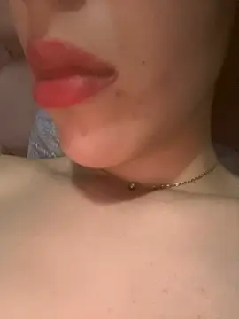 Snapshot of Mimisixo chatting on July 18, 1:47 am Mimisixo online show from July 18, 1:47 am