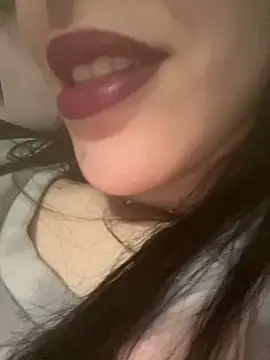 Mimisixo online show from May 7, 4:32 pm