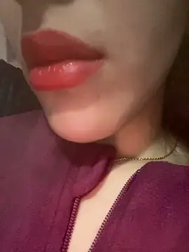 Mimisixo online show from March 24, 4:07 pm