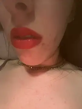 Snapshot of Mimisixo chatting on July 13, 12:32 am Mimisixo online show from July 13, 12:32 am
