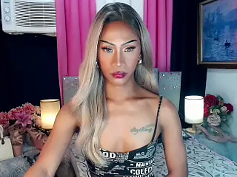 sassylatina online show from March 15, 4:58 pm