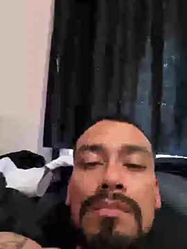 Cnutt310 online show from March 29, 9:05 pm