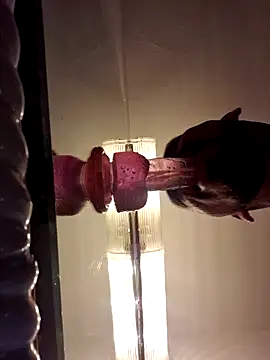 Cnutt310 online show from November 8, 5:22 am