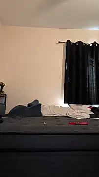 Cnutt310 online show from March 4, 10:50 pm