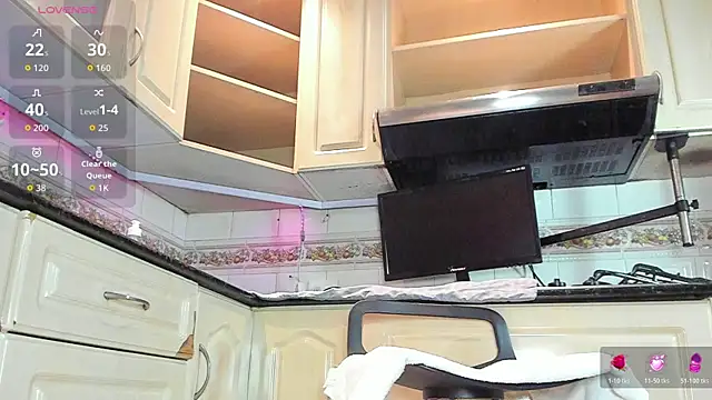 VictoriaPowell online show from October 30, 12:03 pm