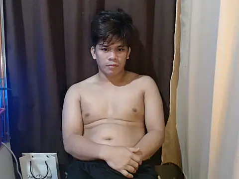 cumwhat me online show from June 27, 9:32 pm