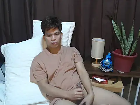 cumwhat me online show from March 14, 2:45 pm