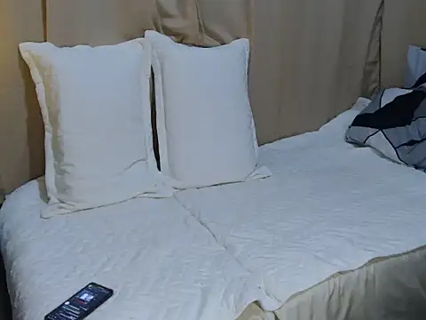 Snapshot of cumwhat_me chatting on February 20, 1:57 pm cumwhat me online show from February 20, 1:57 pm