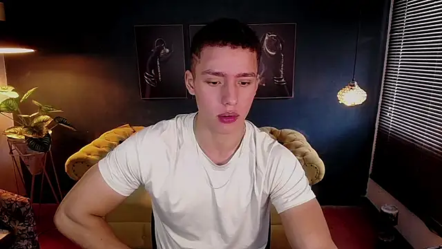 deivid parker online show from November 19, 1:44 pm