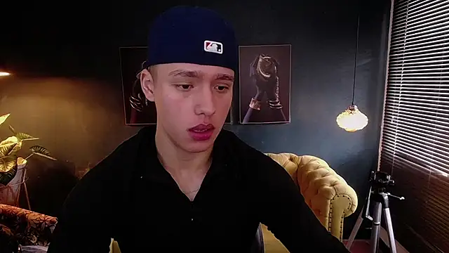 deivid parker online show from February 23, 1:55 pm