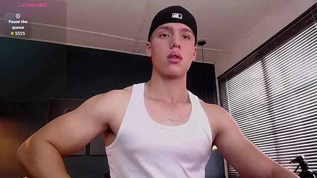 deivid parker online show from November 26, 4:18 pm