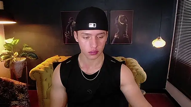 Snapshot of deivid_parker chatting on September 10, 1:43 pm deivid parker online show from September 10, 1:43 pm