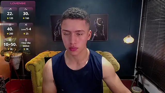 Snapshot of deivid_parker chatting on September 26, 1:40 pm deivid parker online show from September 26, 1:40 pm