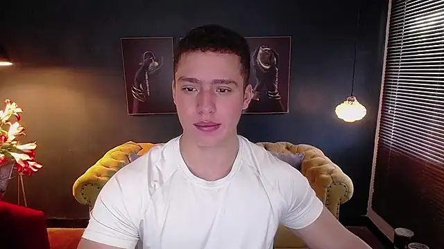 Snapshot of deivid_parker chatting on June 10, 1:34 pm deivid parker online show from June 10, 1:34 pm