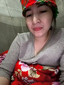 Ariana-Vy online show from December 14, 12:44 pm