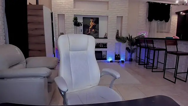 Snapshot of MariemLui chatting on June 25, 2:33 pm MariemLui online show from June 25, 2:33 pm