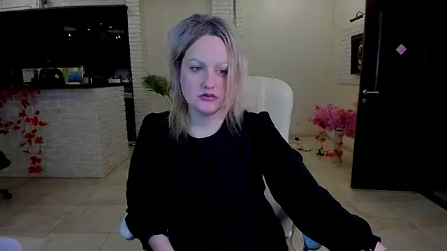 MariemLui online show from December 3, 12:37 pm