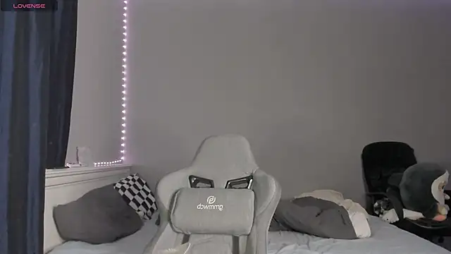 MelissaReis online show from February 10, 9:08 am