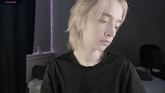 MelissaReis online show from February 14, 9:31 am