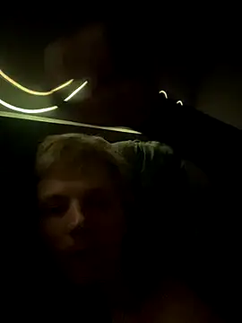  Forest Boy  online show from November 16, 4:17 am