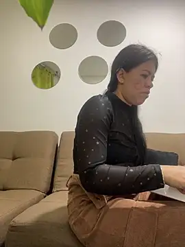 Snapshot of Bonny_GS chatting on October 18, 2:46 am Bonny GS online show from October 18, 2:46 am