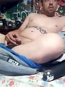 Twoslipperywhenwett online show from September 9, 4:27 pm