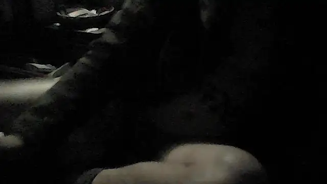 Twoslipperywhenwett online show from November 20, 7:36 pm