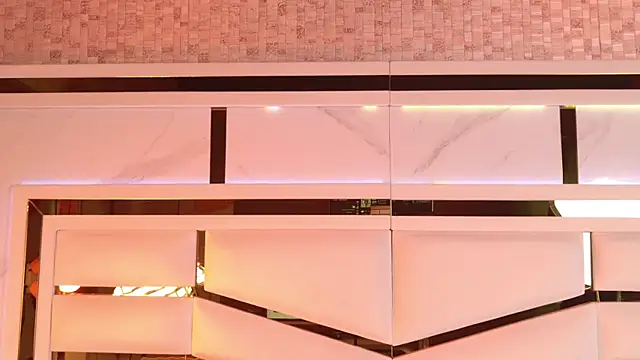 Snapshot of ambar_rosse25 chatting on October 1, 11:36 am ambar rosse25 online show from October 1, 11:36 am