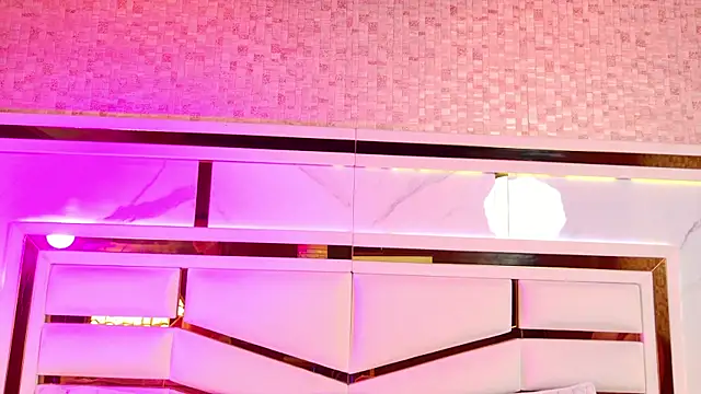 Snapshot of ambar_rosse25 chatting on November 23, 11:42 am ambar rosse25 online show from November 23, 11:42 am