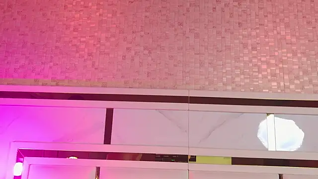 Snapshot of ambar_rosse25 chatting on November 16, 11:37 am ambar rosse25 online show from November 16, 11:37 am