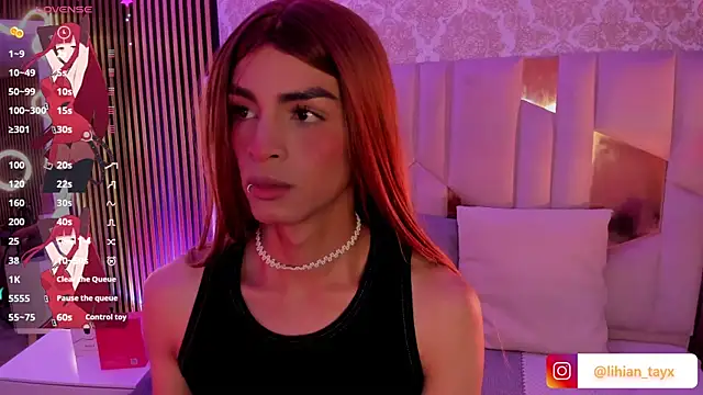 LIHIAN TAY online show from November 16, 3:33 am