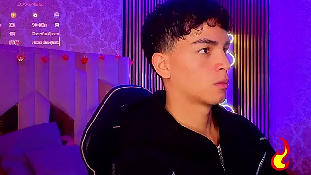 LIHIAN TAY online show from April 10, 12:23 pm