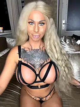 dutchbarbie online show from September 24, 6:25 pm