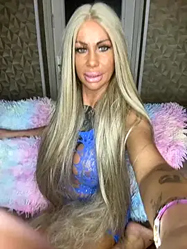 dutchbarbie online show from October 17, 11:50 pm